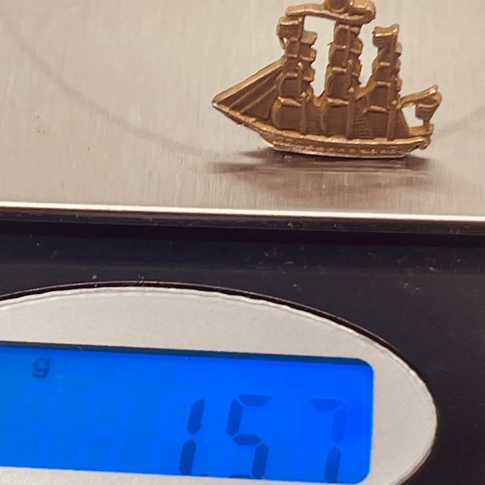 Vintage Bronze Tone Tall Ship With Sails Lapel Pin Pinback Nautical Sailing Boat